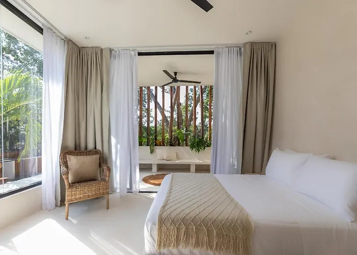 Hacienda 21 Hotel