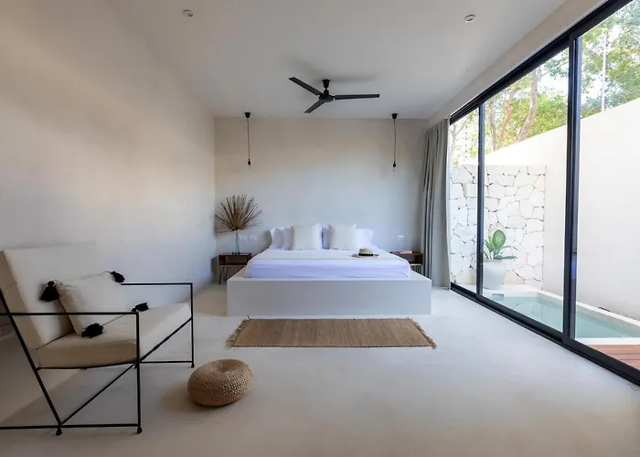 Hacienda 21 Hotel *